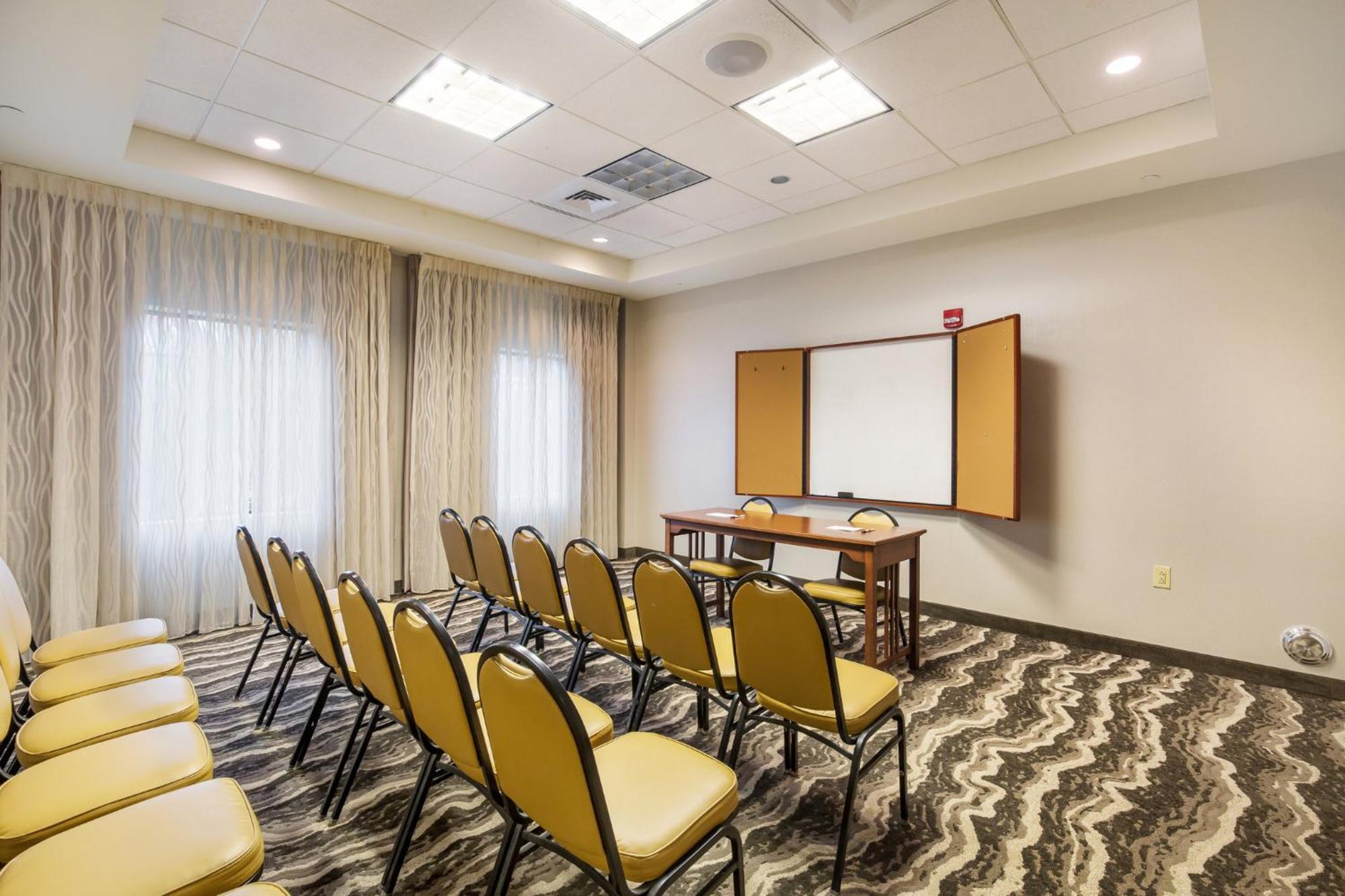 Staybridge Suites Chesapeake-Virginia Beach By Ihg Екстериор снимка